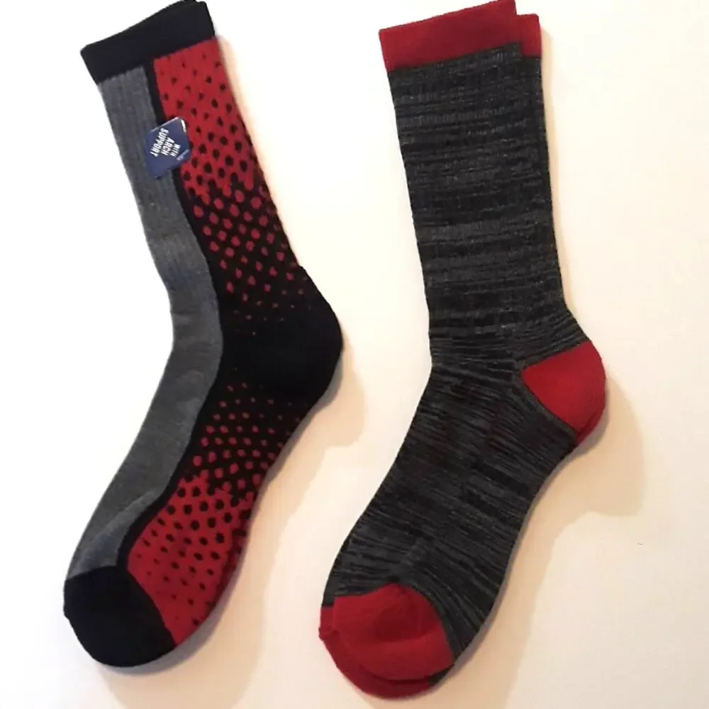 Bundle 4 pair NWT Athletic Socks Game Sport Black & Red Socks sz 3-9